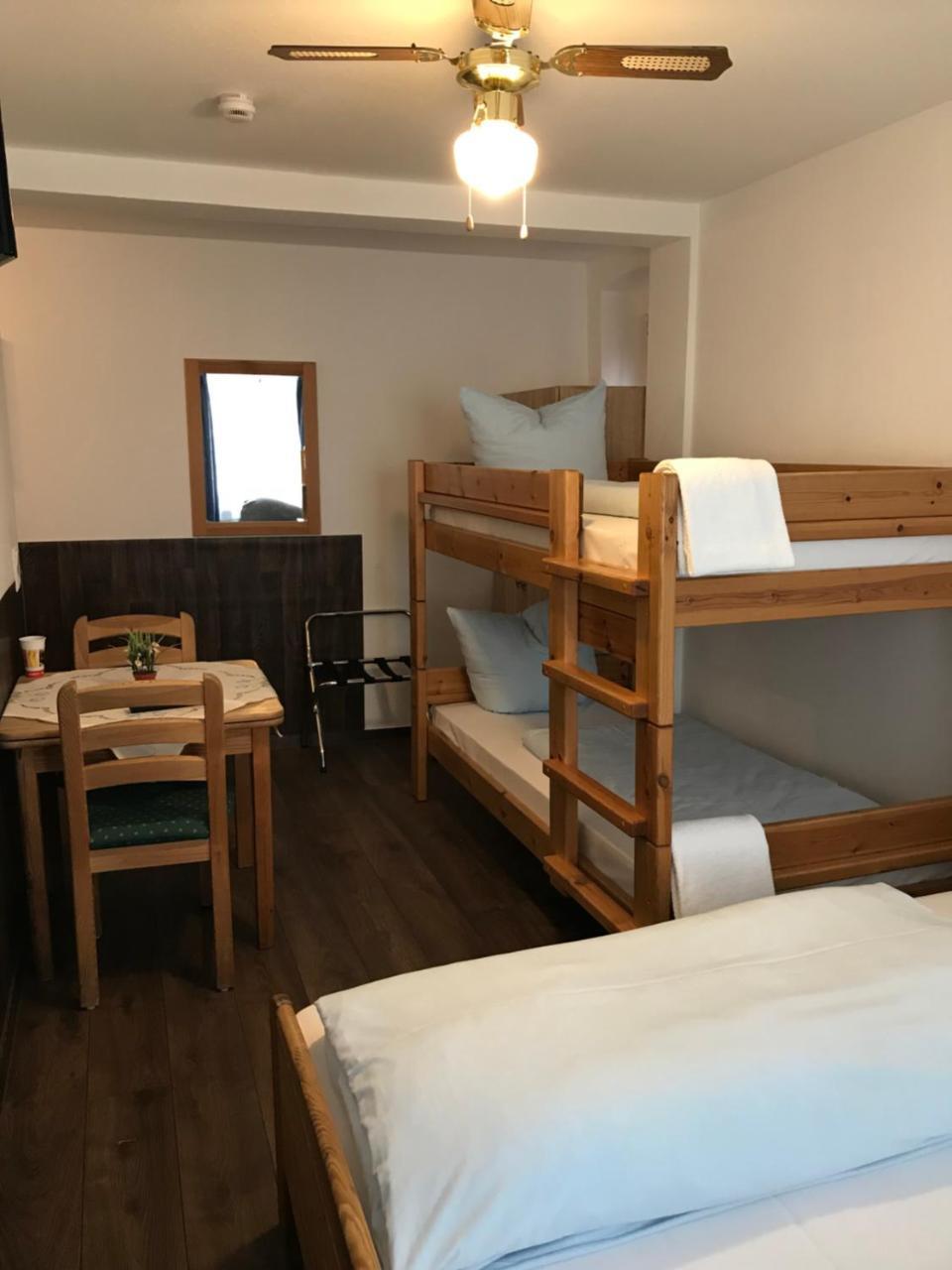 Hotel Guntia Boardinghouse Günzburg Eksteriør bilde